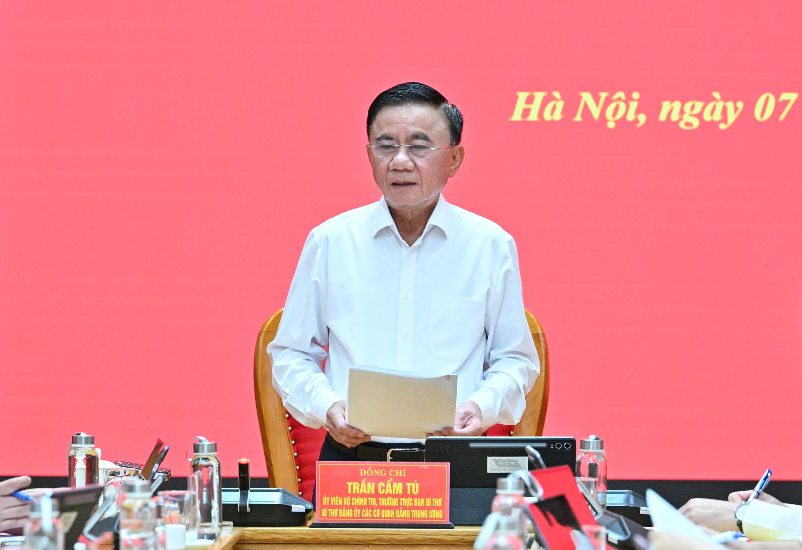 Anh-tin-bai