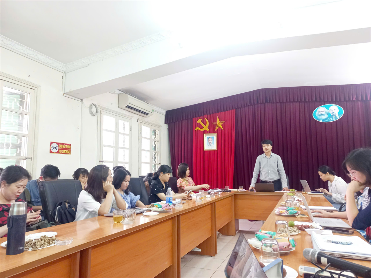 Tọa đàm khoa học “Định hướng nghề nghiệp của học sinh trung học phổ thông vì mục tiêu phát triển con người tại tỉnh Sơn La”