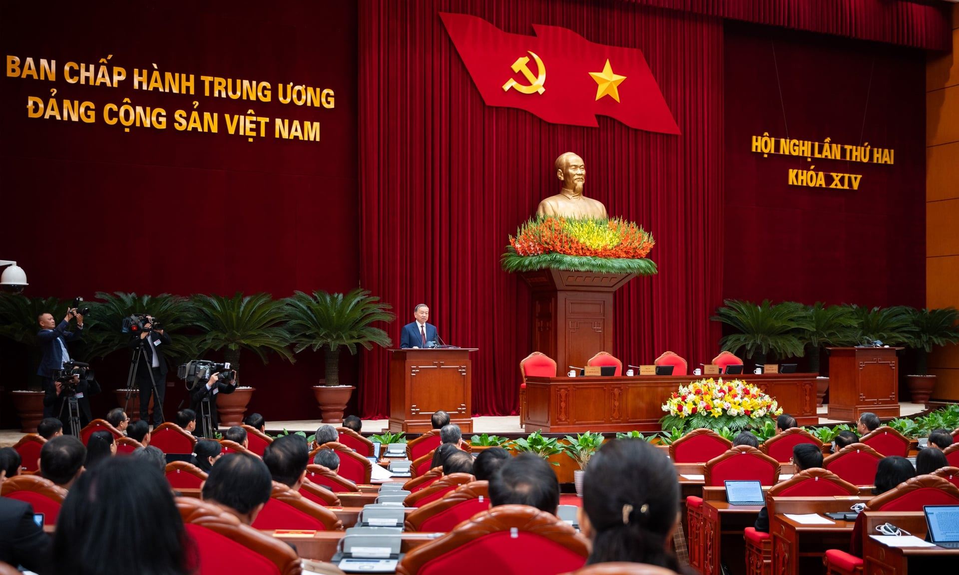Đổi mới công tác kiểm tra, giám sát tại Chi bộ Viện Nhà nước và Pháp luật: Gắn siết chặt kỷ cương với thúc đẩy sáng tạo trong nghiên cứu khoa học
