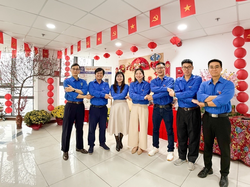 Chi đoàn Viện Triết học phát huy tinh thần xung kích, chào mừng thành công Đại hội lần thứ XIV của Đảng