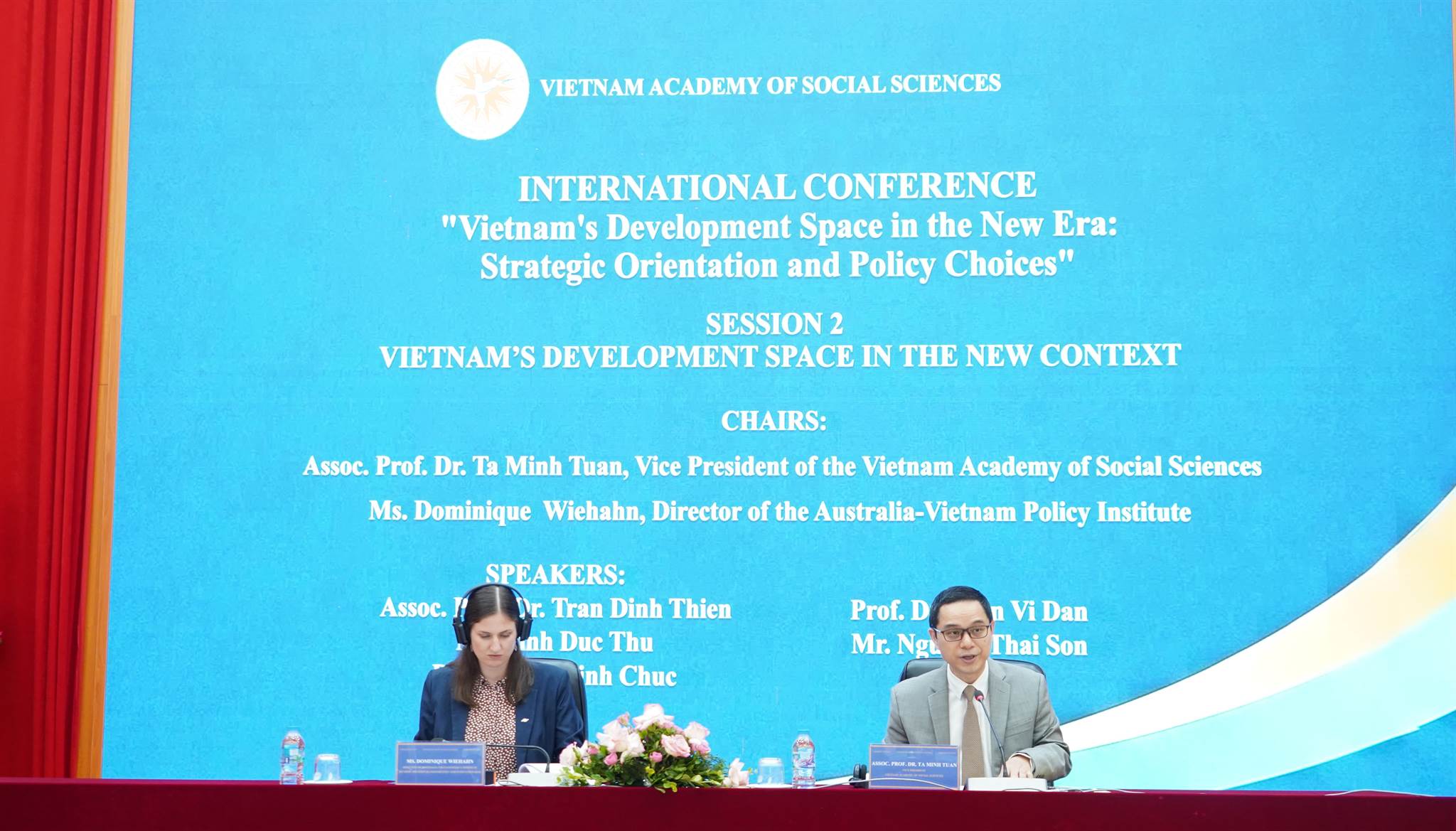 Hội thảo quốc tế "Không gian phát triển Việt Nam trong kỷ nguyên mới: Định hướng chiến lược và lựa chọn chính sách”