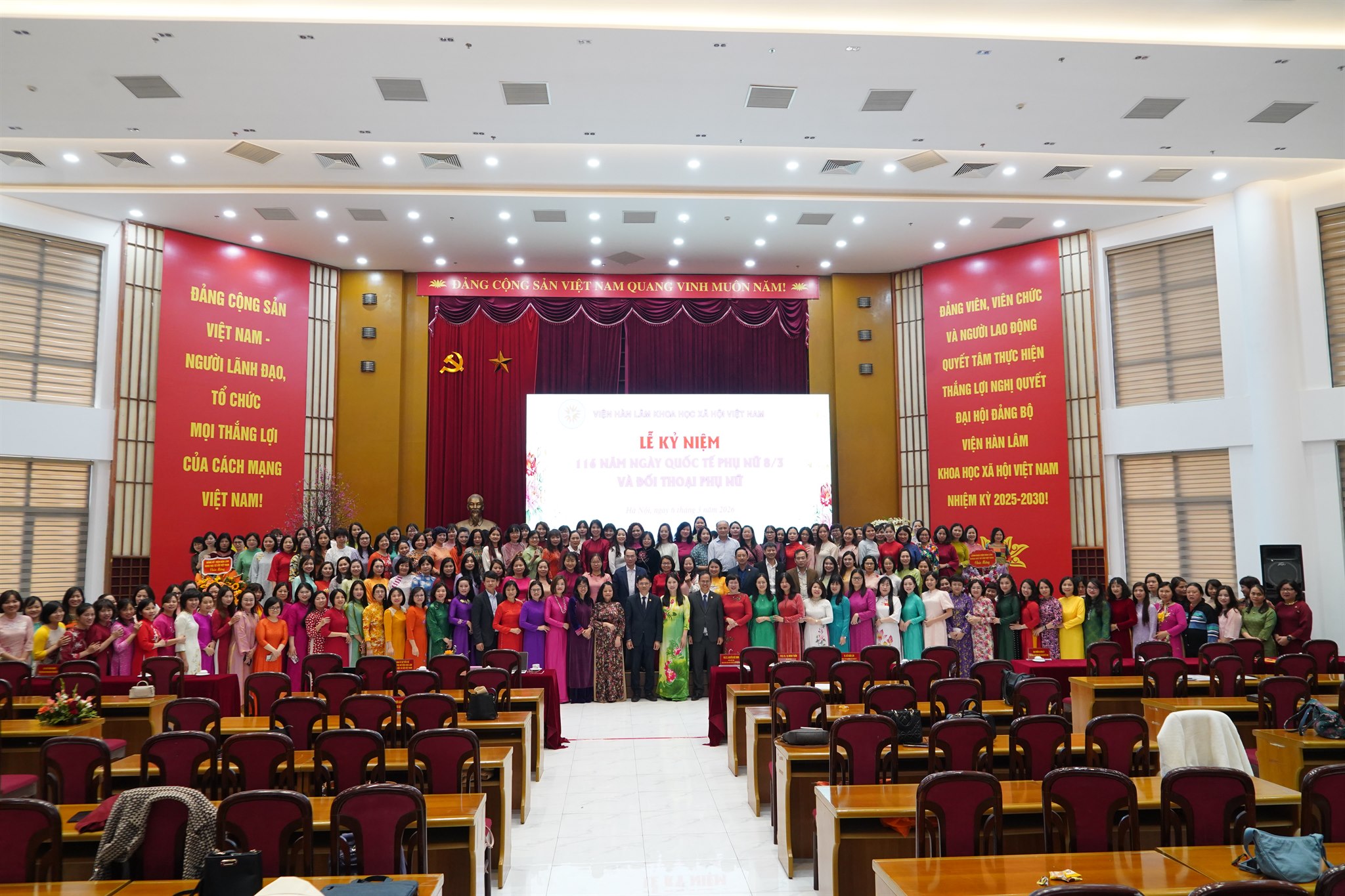 Phụ nữ Viện Hàn lâm Khoa học xã hội Việt Nam: Lan tỏa trí tuệ, bản lĩnh và khát vọng cống hiến