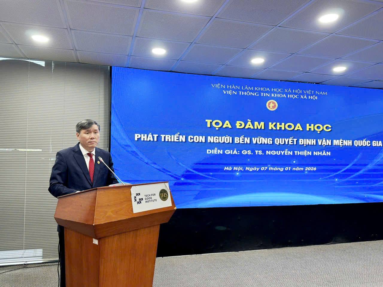 Tọa đàm khoa học: Phát triển con người bền vững quyết định vận mệnh quốc gia