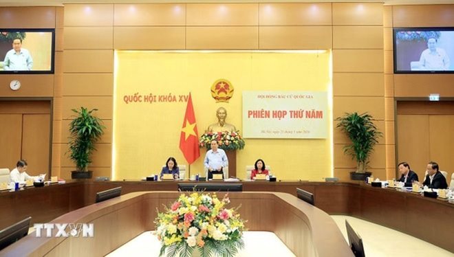 Thông qua Nghị quyết công bố kết quả bầu cử và danh sách những người trúng cử đại biểu Quốc hội khóa XVI