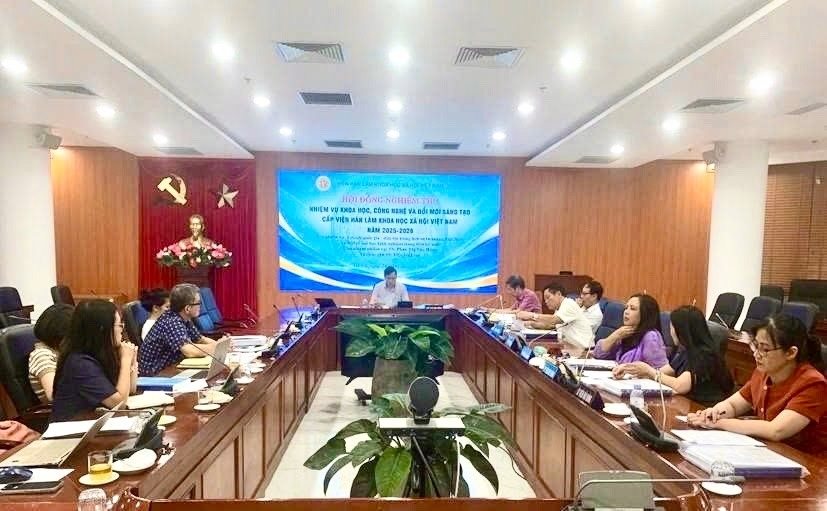 Nghiệm thu cấp Viện Hàn lâm Khoa học xã hội Việt Nam nhiệm vụ khoa học “Lợi ích quốc gia - dân tộc trong lịch sử tư tưởng Việt Nam và một số bài học kinh nghiệm trong thời kỳ mới”