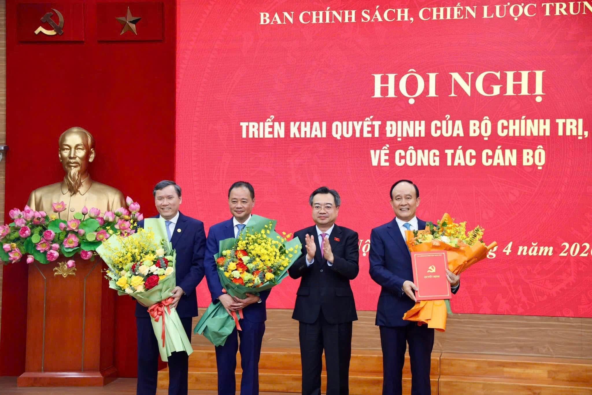 Công bố Quyết định về công tác cán bộ tại Ban Chính sách, chiến lược Trung ương