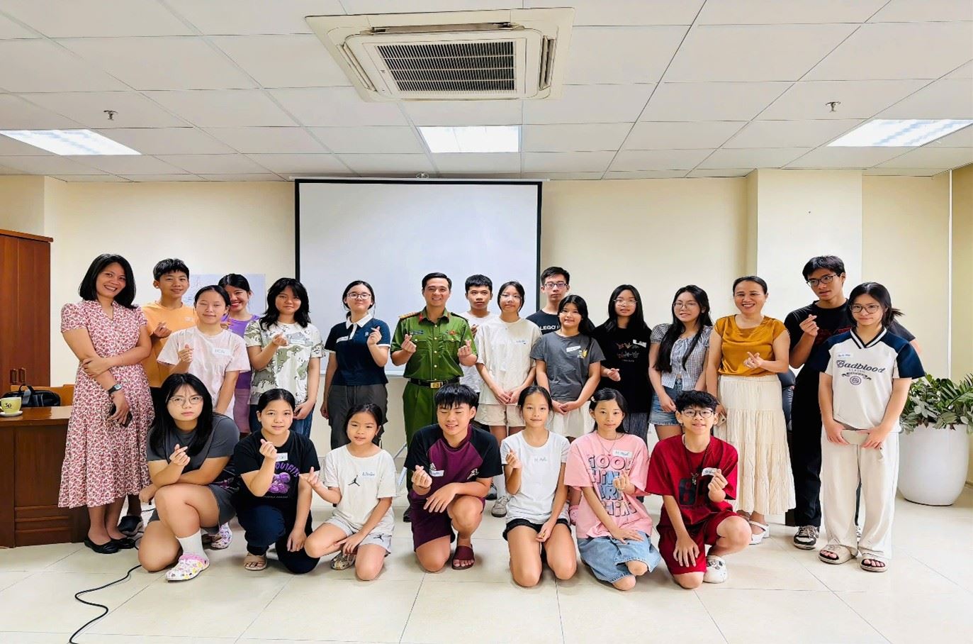 Viện Xã hội học và Tâm lý học khai giảng lớp kỹ năng sống "Next me 2026" dành cho thanh thiếu niên