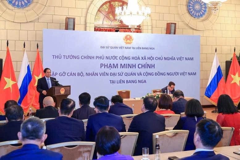 Quan điểm của Đảng đối với người Việt Nam ở nước ngoài