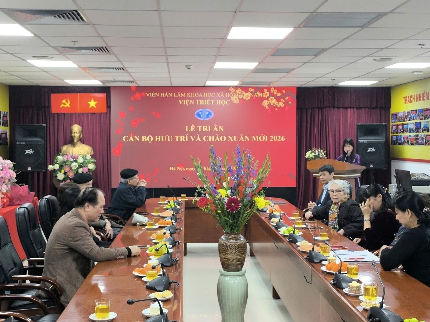 Viện Triết học tổ chức Lễ tri ân cán bộ hưu trí và chào Xuân mới 2026