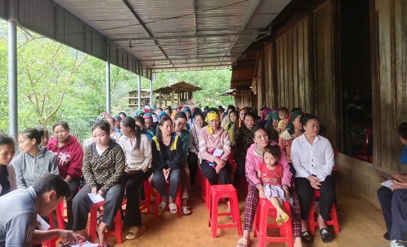 Khảo sát thực địa về vai trò của phụ nữ người Mông từ không gian gia đình đến cộng đồng tại địa bàn xã Tri Lễ, tỉnh Nghệ An