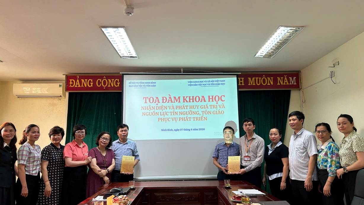 Đoàn Công tác của Viện Dân tộc học và Tôn giáo học tổ chức tọa đàm khoa học tại tỉnh Ninh Bình