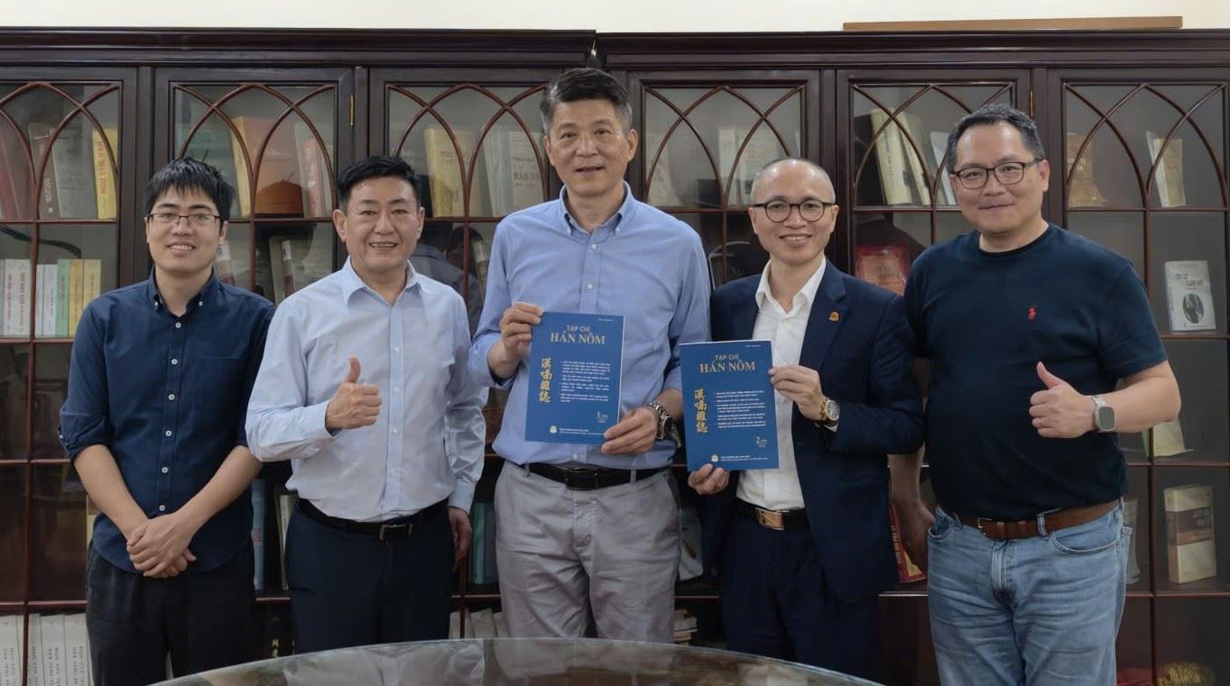 Lãnh đạo Trường Đại học Công nghệ Lĩnh Đông thăm và làm việc tại Viện Nghiên cứu Hán Nôm.