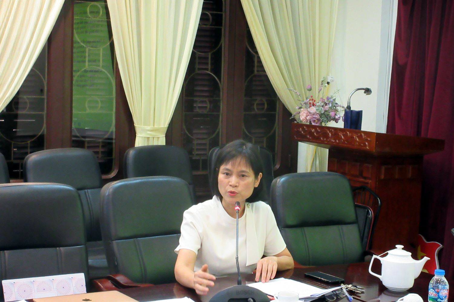 Description: Anh-tin-bai