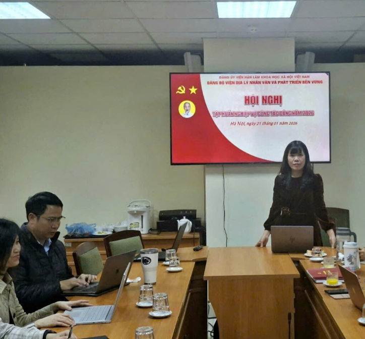 Description: Anh-tin-bai