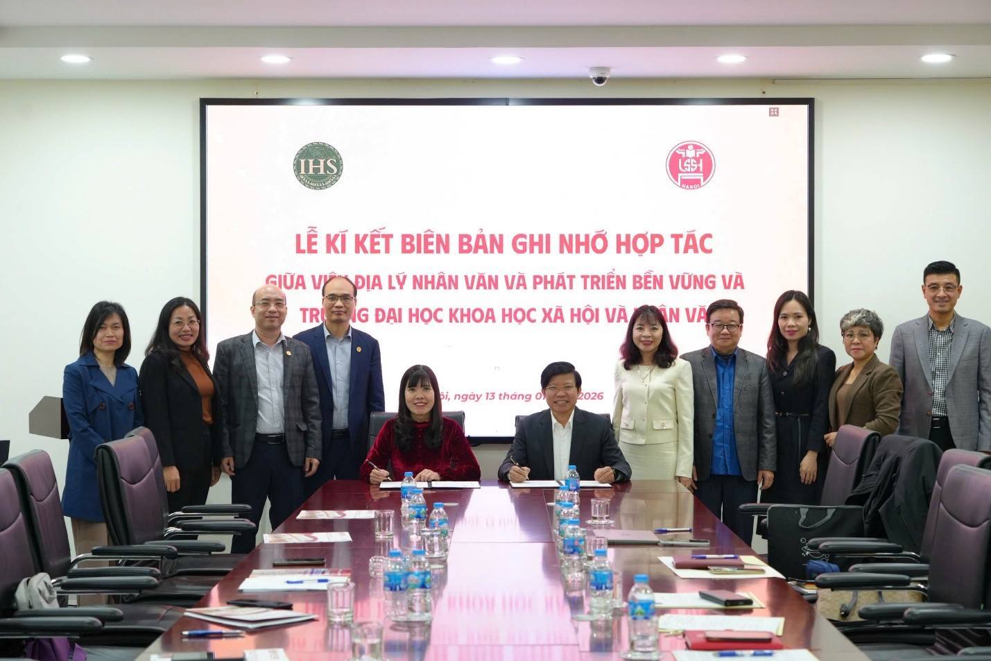 Description: Anh-tin-bai