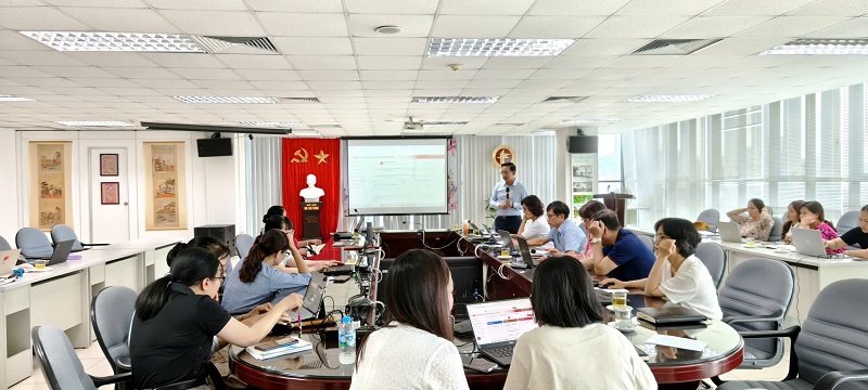 Description: Anh-tin-bai