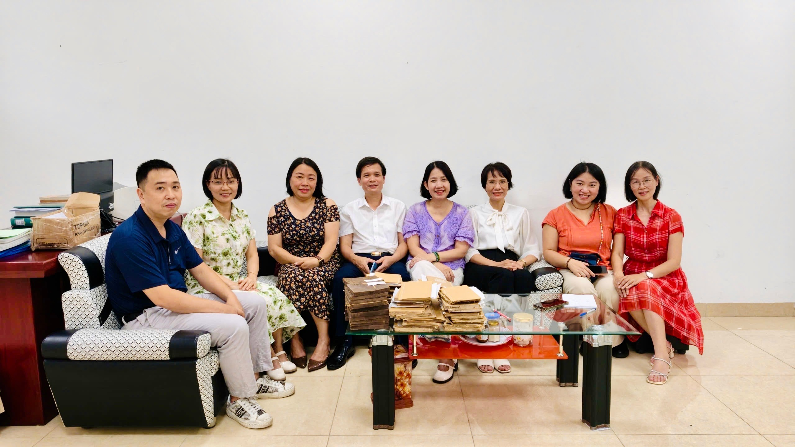 Chung tay gìn giữ và phát huy giá trị di sản Hán Nôm  