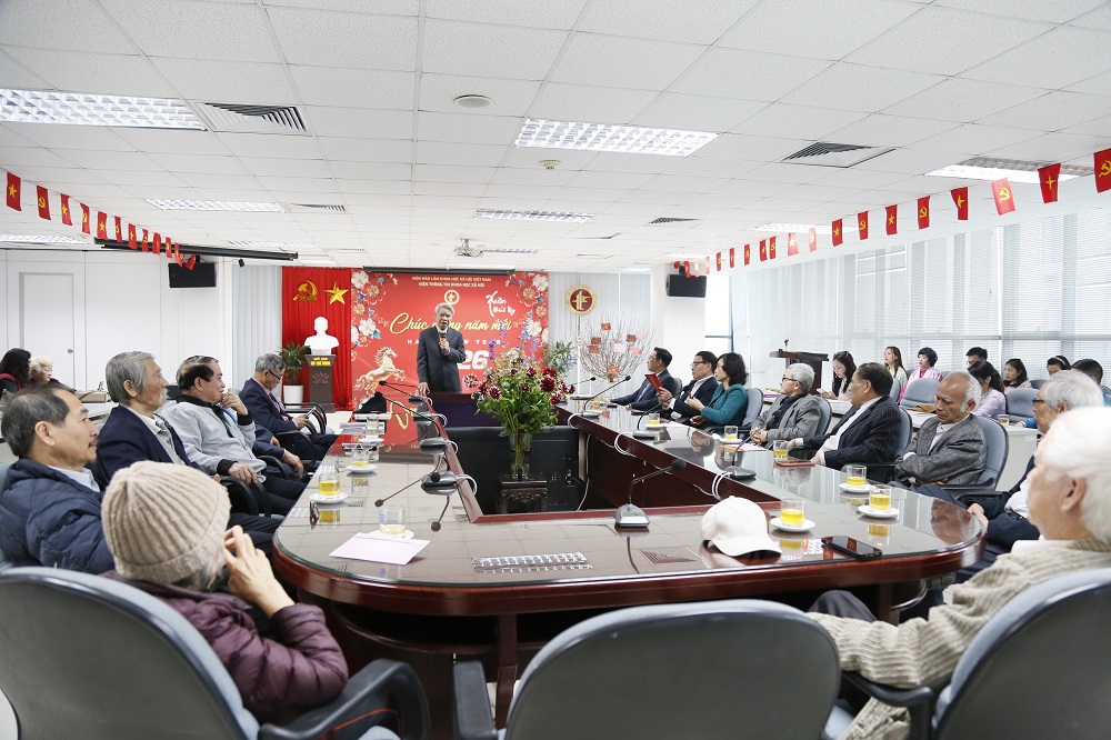 Description: Anh-tin-bai