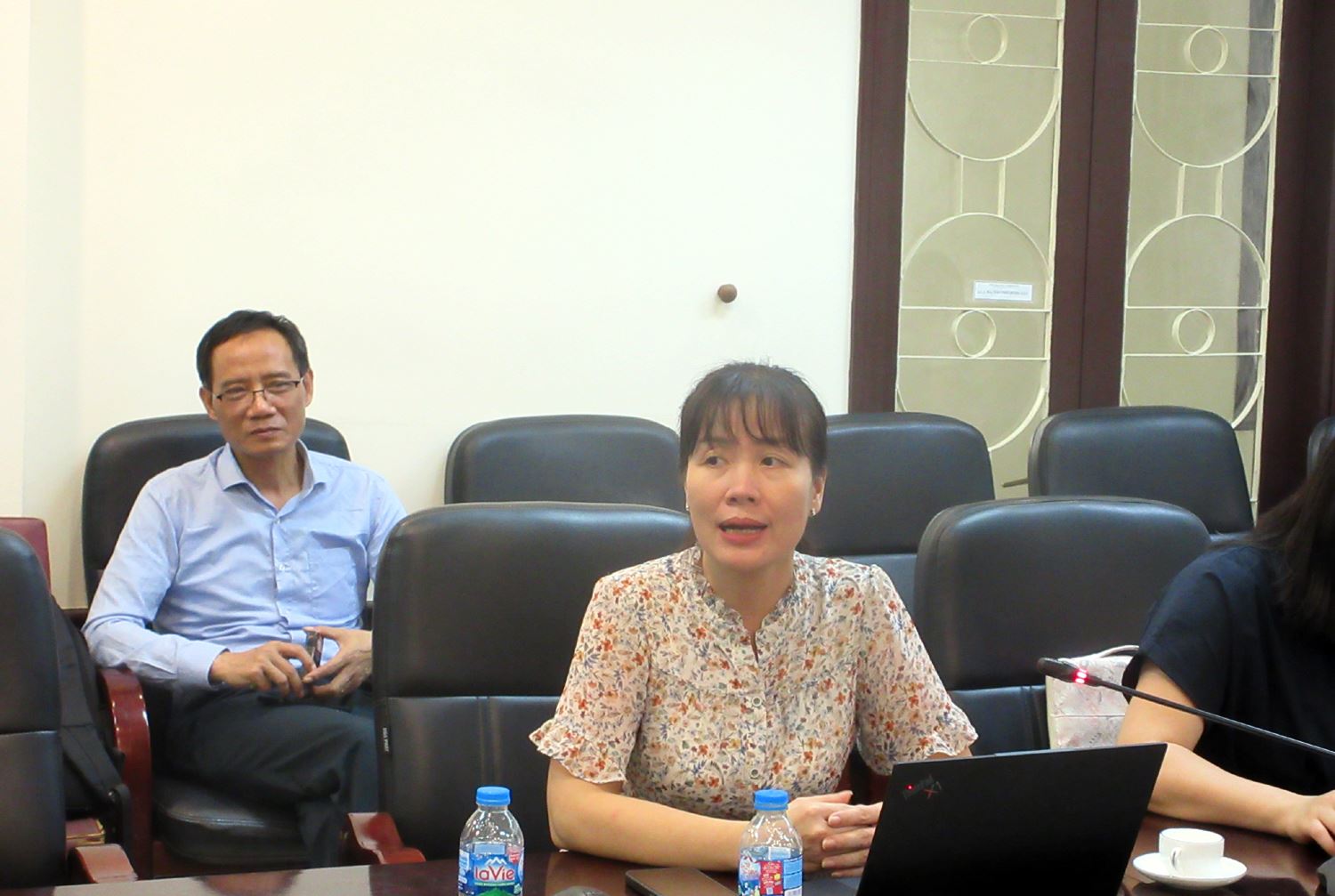 Description: Anh-tin-bai