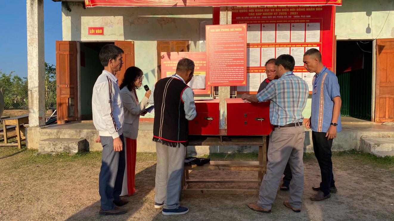 Ngày hội non sông ở xã Ia Chim: khi dân chủ xã hội chủ nghĩa trở thành thực tiễn