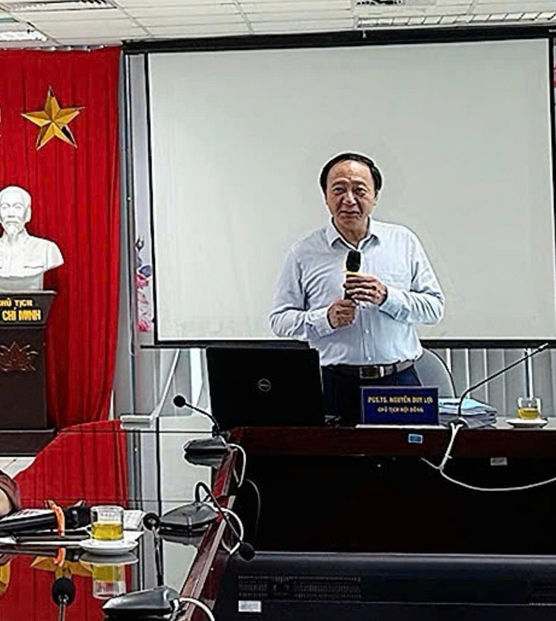 Description: Anh-tin-bai