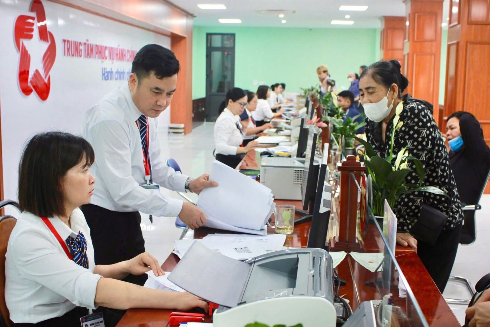 Quy định mới về quản lý biên chế của hệ thống chính trị