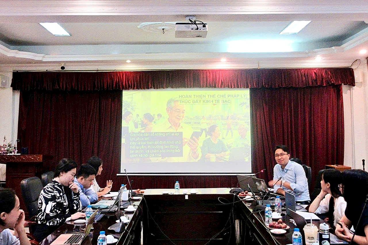 Tọa đàm khoa học “Cơ sở lý luận và thực tiễn hoàn thiện pháp luật về lao động, an sinh xã hội và các vấn đề xã hội phục vụ phát triển đất nước trong kỷ nguyên mới”