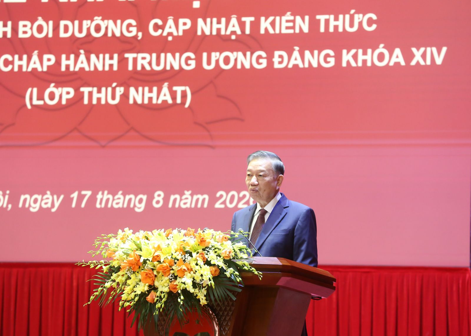 Anh-tin-bai