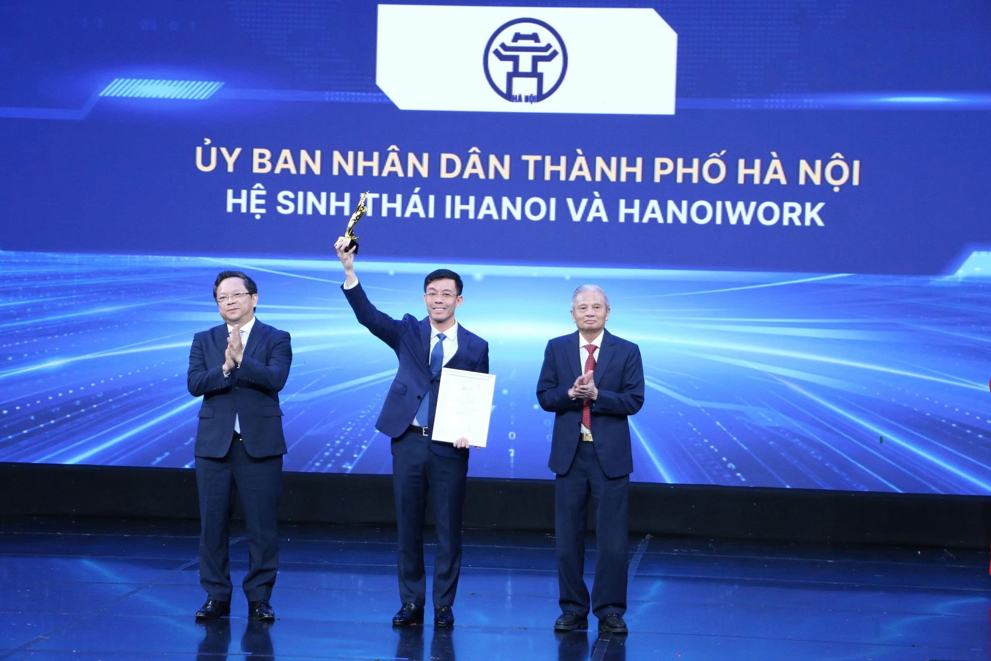 Hệ sinh thái iHanoi, Hanoiwork giúp Hà Nội giành giải Chuyển đổi số Việt Nam