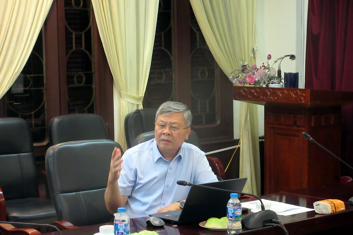 Anh-tin-bai