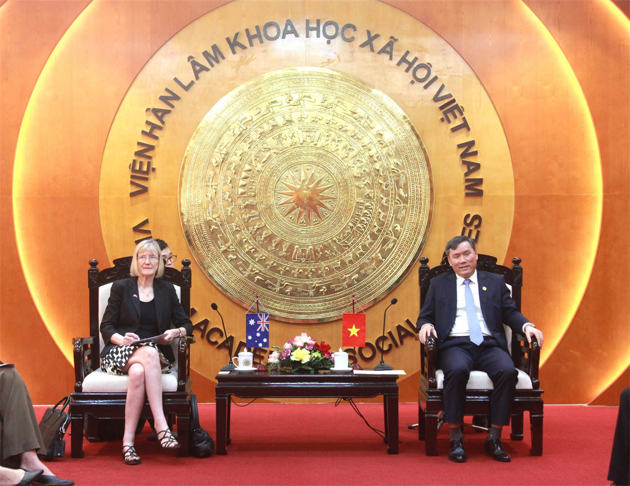 Chủ tịch Viện Hàn lâm Khoa học xã hội Việt Nam đề xuất mở rộng hợp tác chiến lược Việt Nam – Australia trong nghiên cứu và tư vấn chính sách