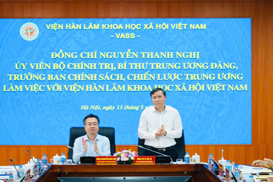Đồng chí Nguyễn Thanh Nghị, Ủy viên Bộ Chính trị, Bí thư Trung ương Đảng, Trưởng ban Chính sách, Chiến lược Trung ương làm việc với Viện Hàn lâm Khoa học xã hội Việt Nam    