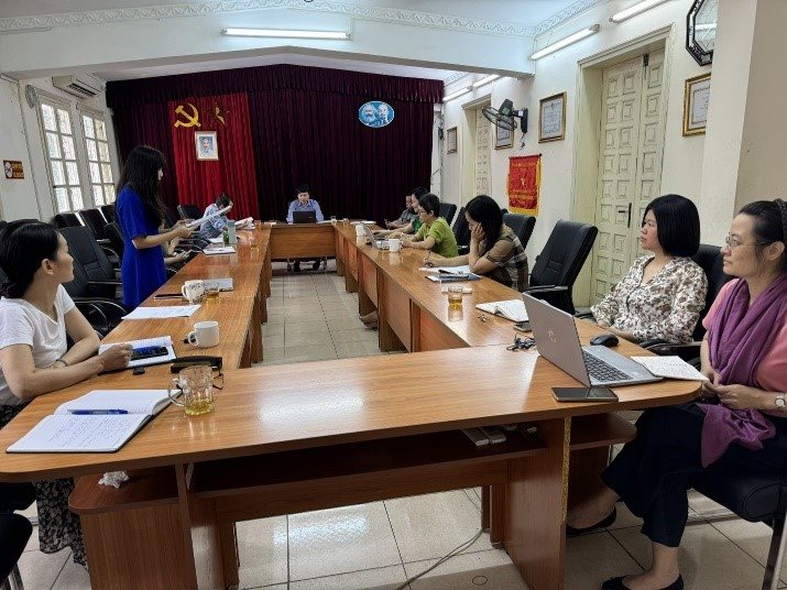 Chi bộ Viện nghiên cứu Gia đình và Giới tổ chức sinh hoạt chuyên đề: Đoàn kết thống nhất trong Đảng theo tư tưởng Hồ Chí Minh