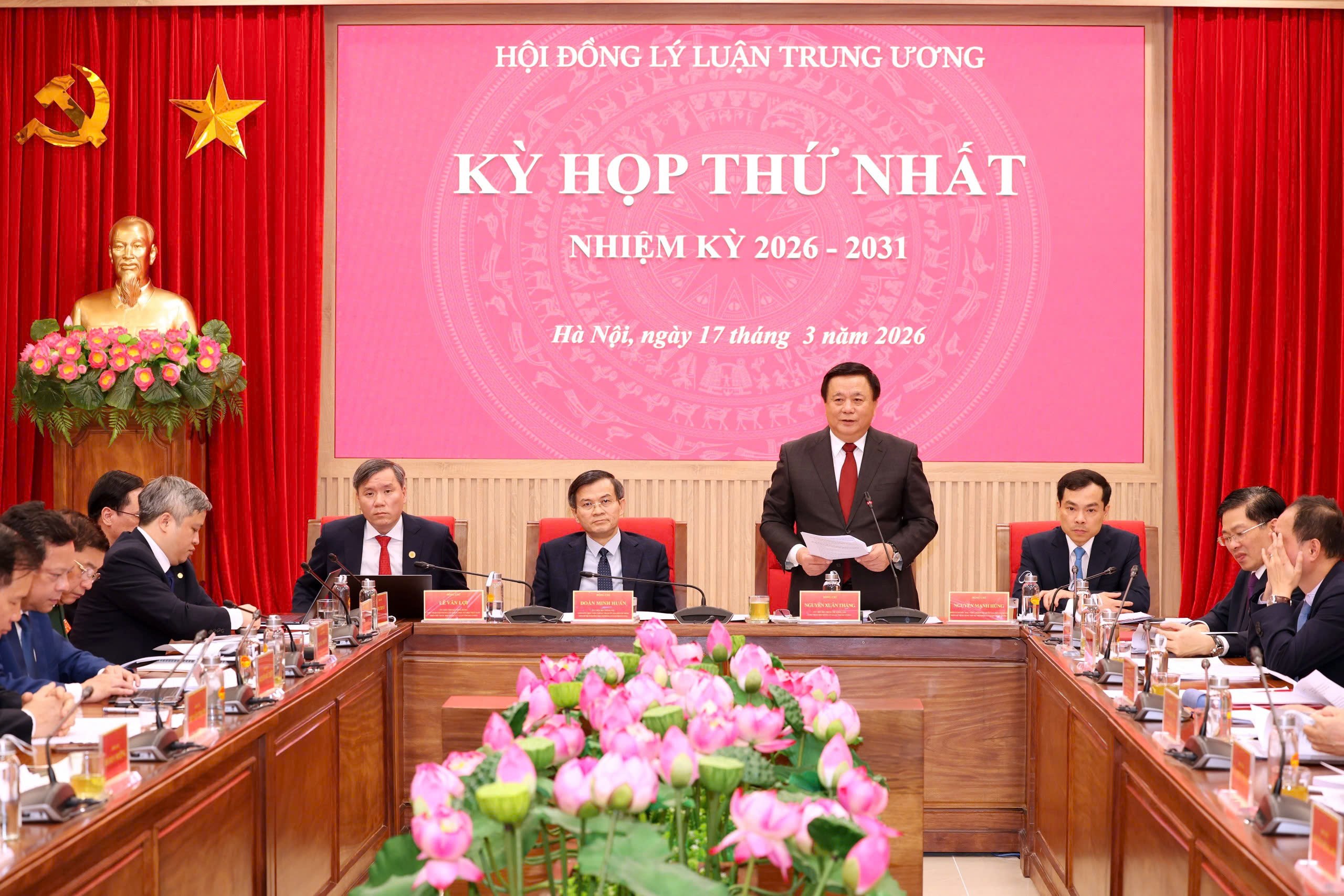 Hội đồng Lý luận Trung ương nhiệm kỳ 2026-2031, Kỳ họp thứ nhất: Khẳng định vai trò hạt nhân trí tuệ chiến lược của Đảng, chủ động triển khai nhiệm vụ ngay từ đầu nhiệm kỳ