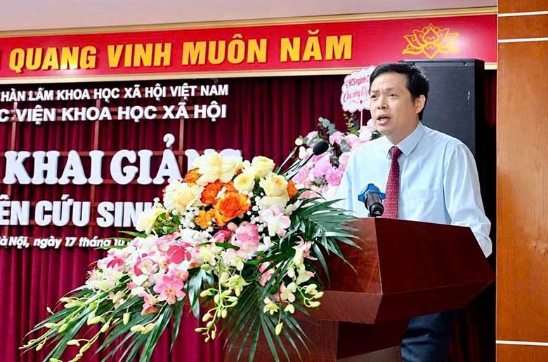 Description: Anh-tin-bai