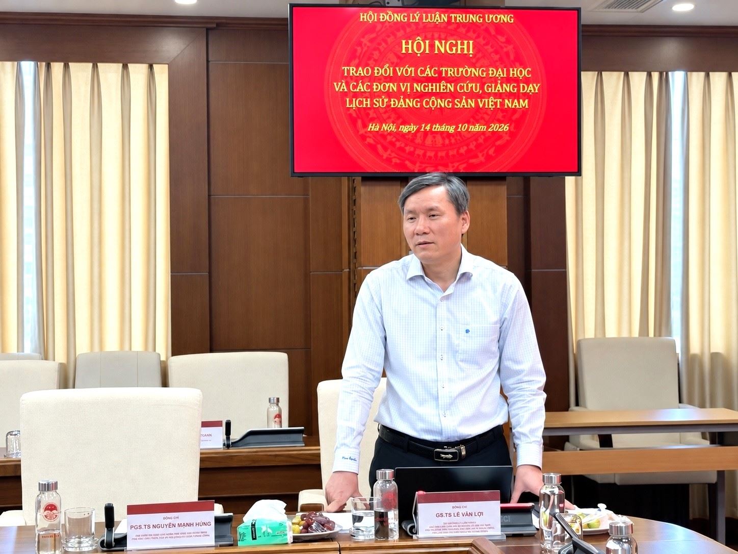 Anh-tin-bai