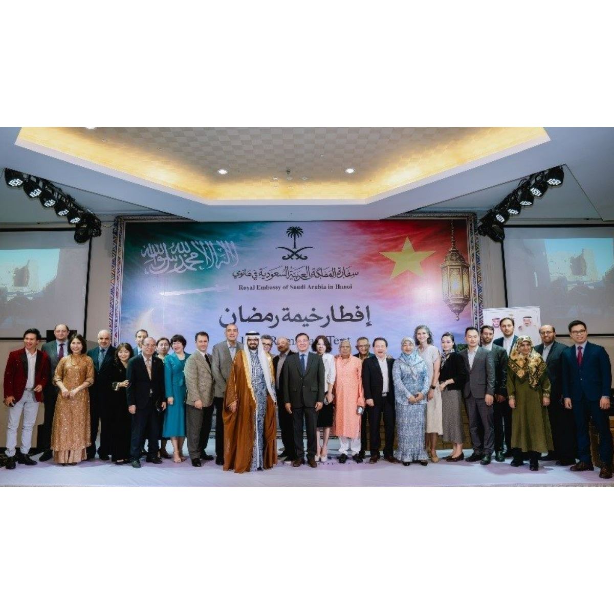 Ramadan – tháng thiêng liêng nhất của người Muslim – tháng của sự sẻ chia, yêu thương và gắn kết