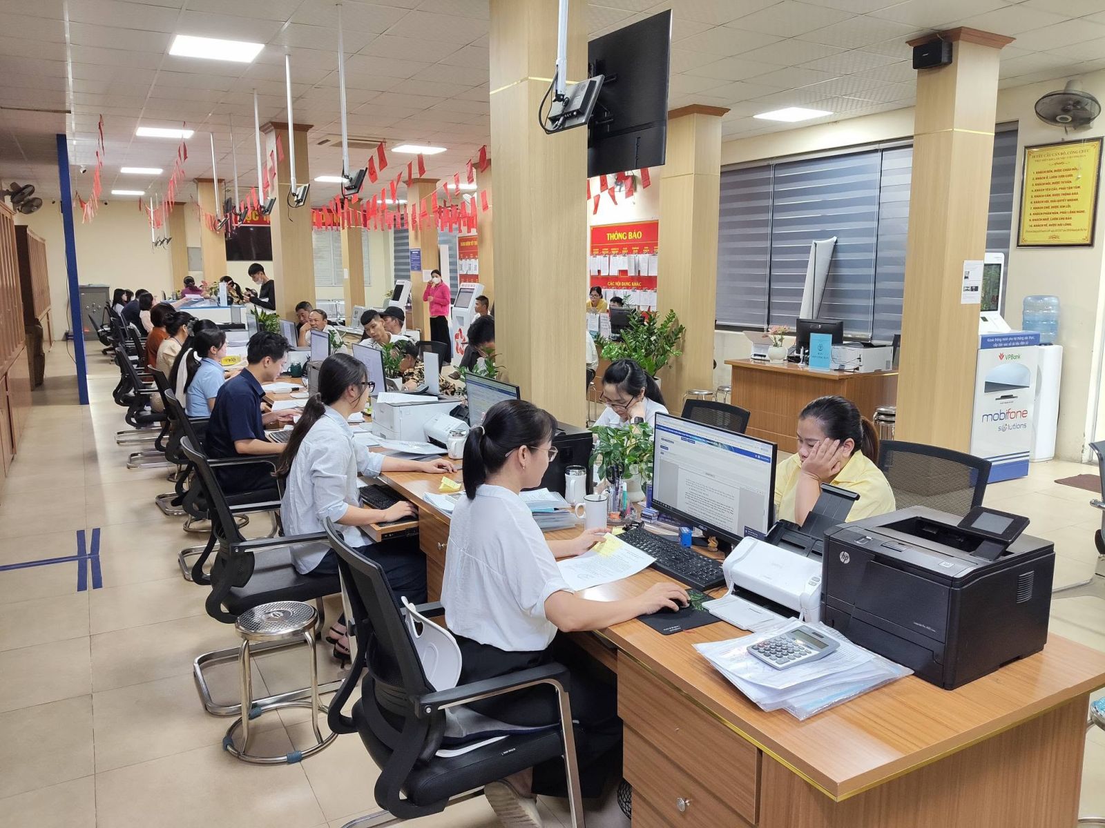Quy định của Bộ Chính trị về kiểm điểm và đánh giá, xếp loại chất lượng đối với tập thể, cá nhân trong hệ thống chính trị