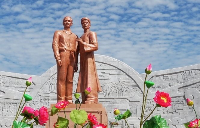 Tư tưởng, đạo đức, phong cách Hồ Chí Minh được hình thành nên từ sự dạy dỗ, giáo dục của cụ Phó bảng Nguyễn Sinh Sắc