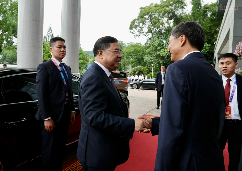 Phó Thủ tướng Thường trực Phạm Gia Túc: Thúc đẩy liên kết kinh tế sâu rộng giữa các địa phương của Việt Nam và tỉnh Quảng Tây (Trung Quốc)