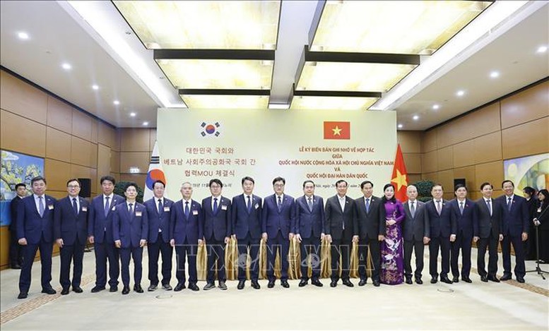 Chủ tịch Quốc hội Trần Thanh Mẫn hội đàm với Chủ tịch Quốc hội Hàn Quốc- Ảnh 6.