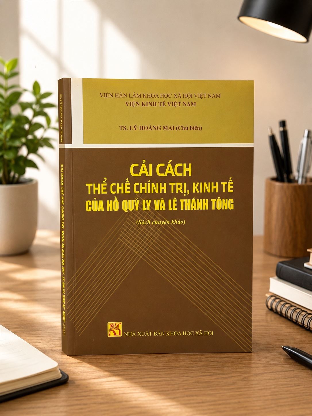 Cải cách thể chế chính trị, kinh tế của Hồ Quý Ly và Lê Thánh Tông