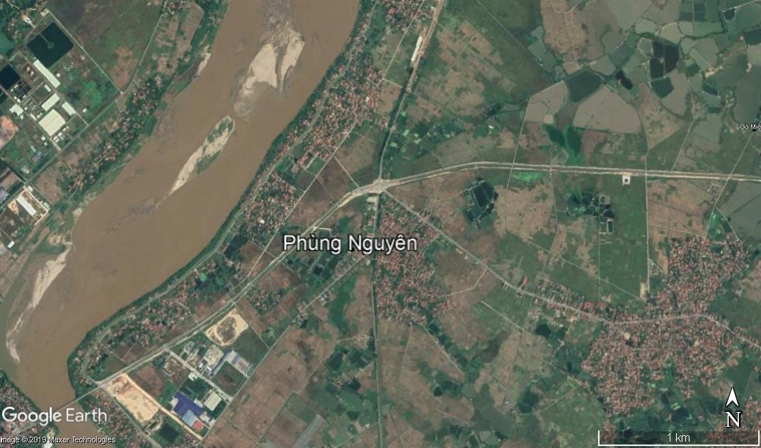 Text Box:
Hình 4. Đặc điểm cảnh quan khu vực Phùng Nguyên                (Nguồn: Google earth)
