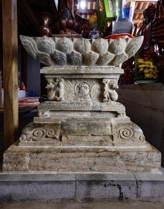 Dai Bi - mat ben phải