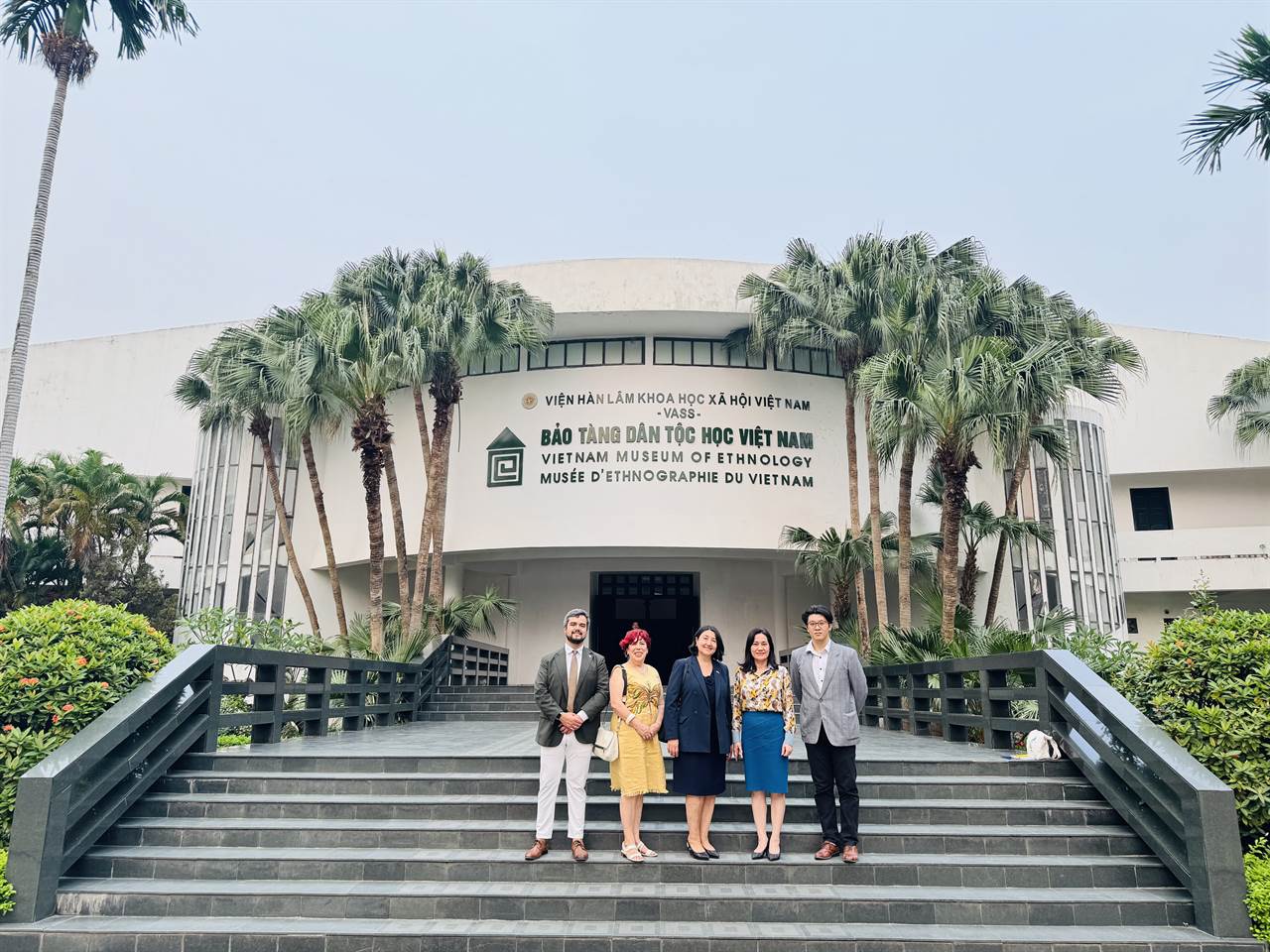 Đại sứ Đặc mệnh toàn quyền Cộng hòa Chile tại Việt Nam thăm và làm việc với Bảo tàng Dân tộc học Việt Nam