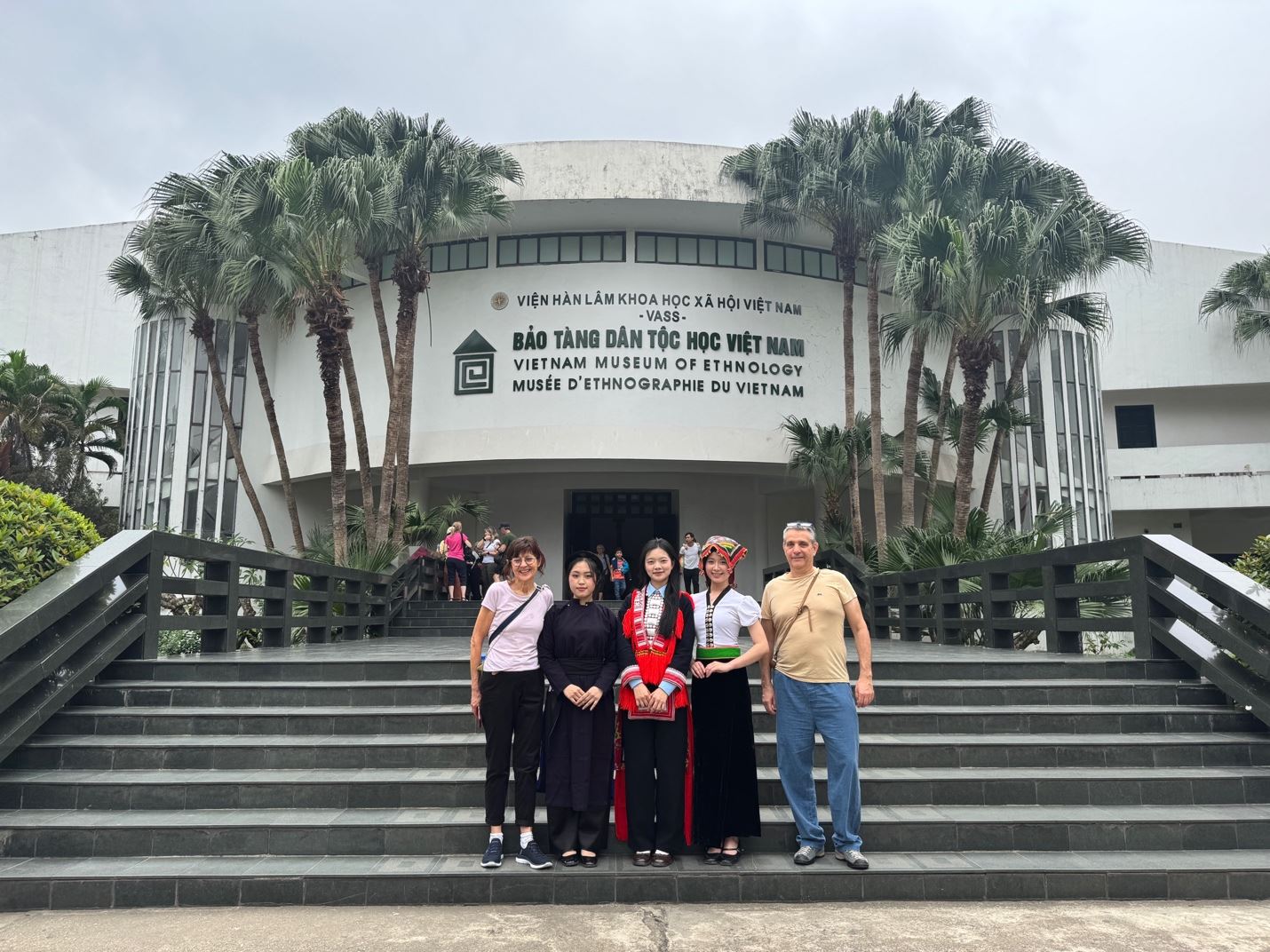 Bảo tàng Dân tộc học Việt Nam trong dòng chảy du lịch văn hóa đương đại: Từ không gian trưng bày đến trải nghiệm sống động