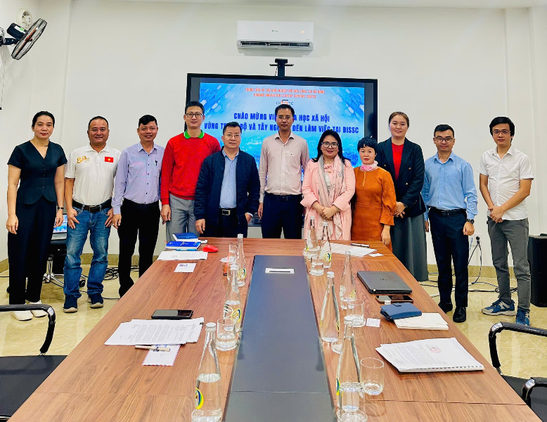 TĂNG CƯỜNG PHÁT TRIỂN NGUỒN NHÂN LỰC CÔNG NGHỆ, MẠNG LƯỚI CỐ VẤN VÀ VĂN HÓA ĐỔI MỚI SÁNG TẠO THÚC ĐẨY KHỞI NGHIỆP CÔNG NGHỆ TẠI THÀNH PHỐ ĐÀ NẴNG