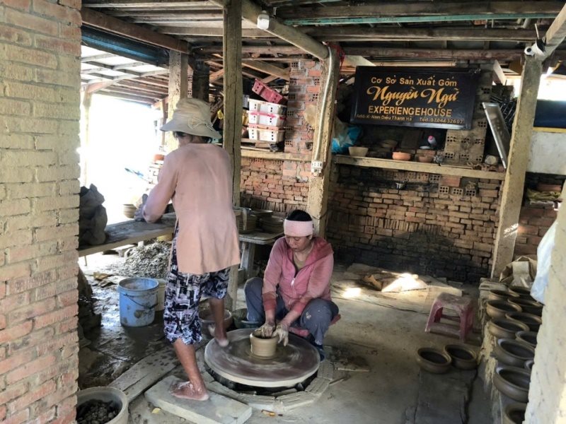 ĐIỀN DÃ TẠI LÀNG GỐM THANH HÀ: GHI NHẬN QUÁ TRÌNH THÍCH ỨNG CỦA LÀNG NGHỀ TRUYỀN THỐNG TRONG BỐI CẢNH PHÁT TRIỂN DU LỊCH