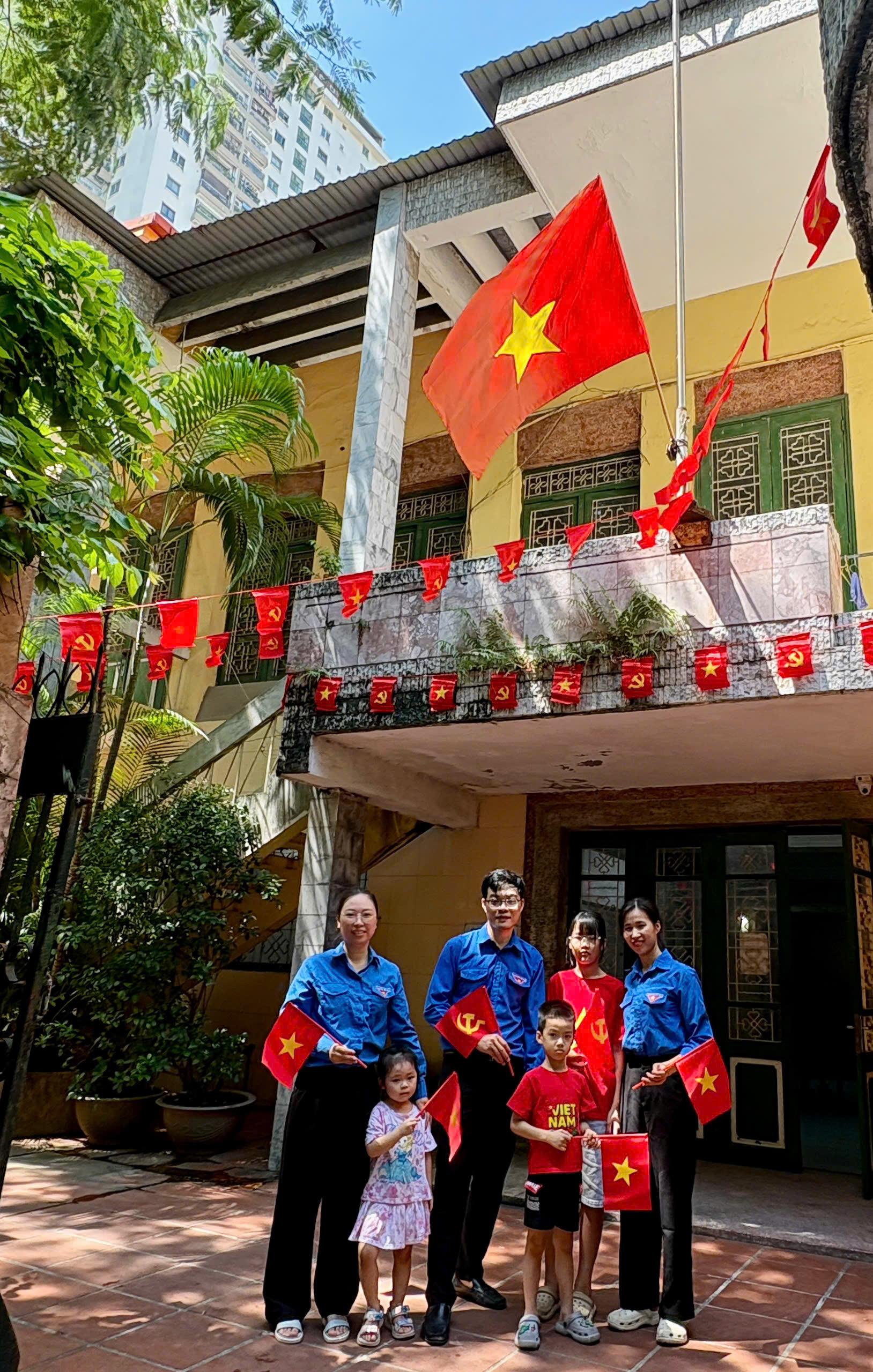 Anh-tin-bai