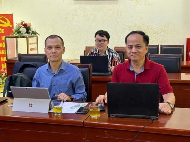 Anh-tin-bai